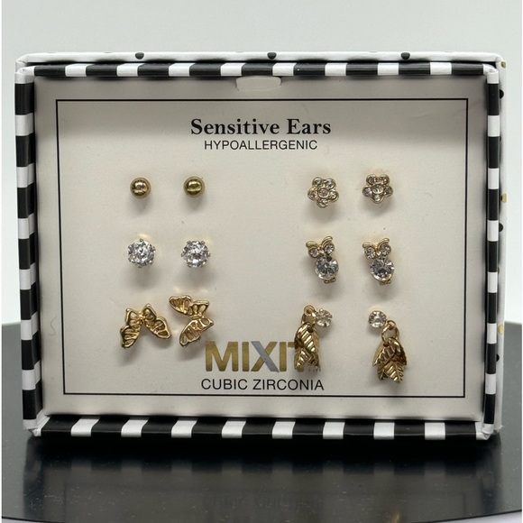 Box Set 6 Pairs Gold Tone Post Earrings Butterfly - Picture 3 of 6